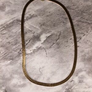 Elegant Gold Necklace
